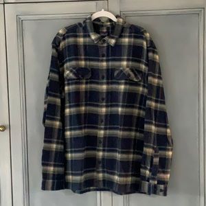 Patagonia long sleeve shirt